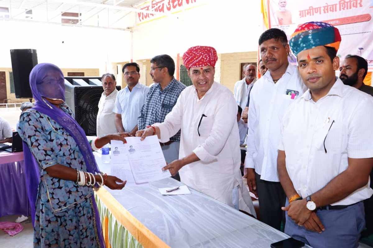 ‘अंत्योदय’ संकल्प के साथ ग्रामीण सेवा शिविरों का संचालन, मंत्री जोगाराम पटेल ने किया अवलोकन