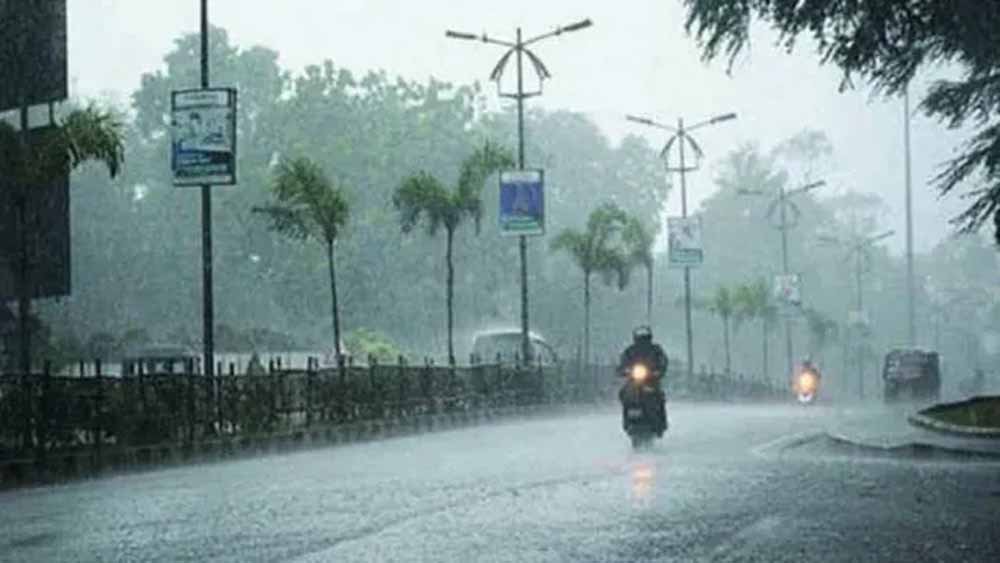 70 किमी/घंटा की रफ्तार से आंधी-बारिश का अलर्ट, कई जिलों में येलो वॉर्निंग