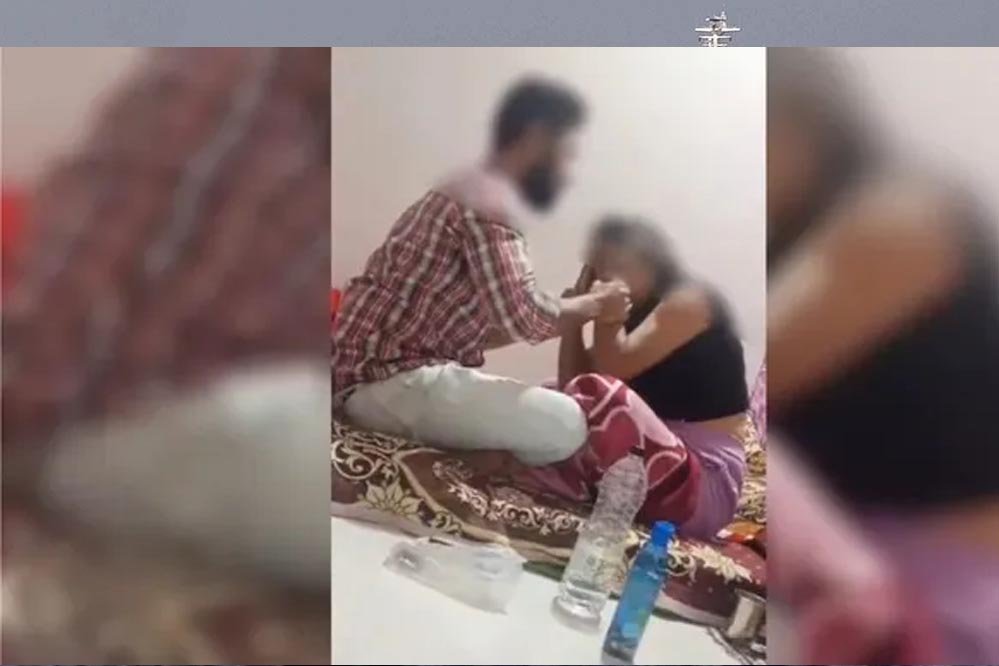 पुलिस के हत्थे चढ़ा फरार मौलवी, एयरफोर्स अधिकारी की पत्नी से रेप और जबरन धर्मांतरण मामले में गि