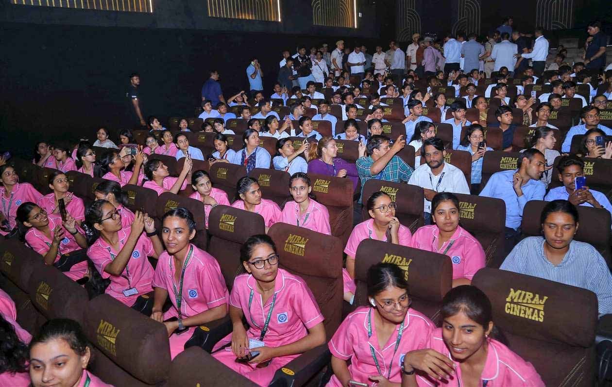राष्ट्र प्रथम की भावना पर जोर, मुख्यमंत्री बोले—गुमनाम नायकों की कहानी है ‘भारत भाग्य विधाता’