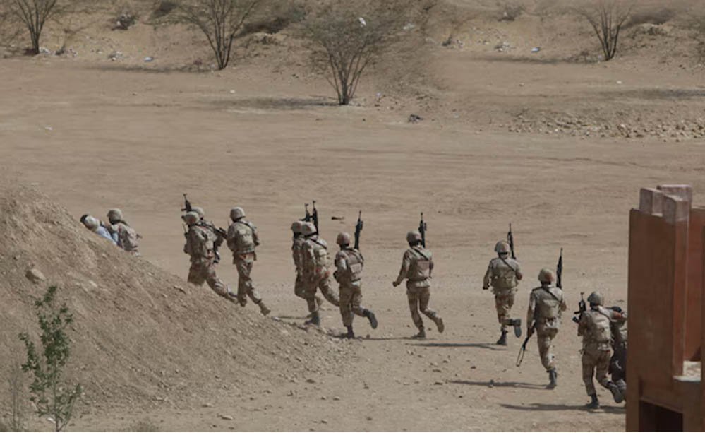 Pakistan-Afghanistan Tension: रात के हमले में 35 की मौत, सीमा पर बढ़ा तनाव, महीनेभर में चौथी बड