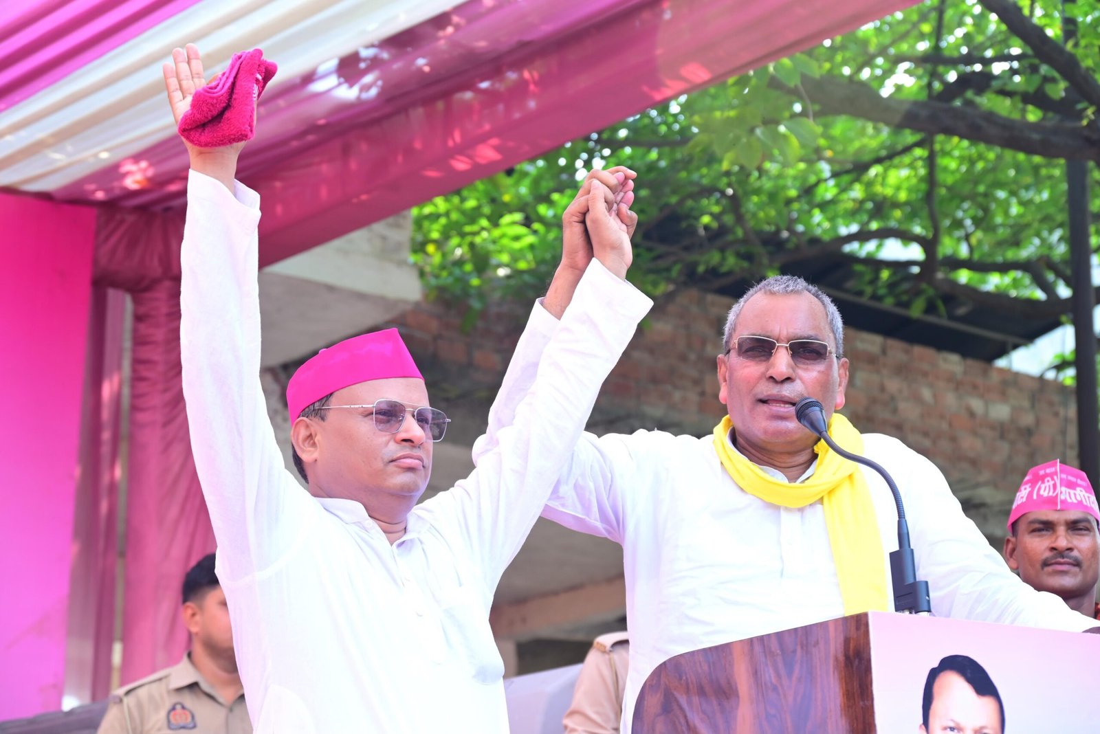 सपा सरकार में प्रजापति समाज के लोगों को तालाब से मिट्टी तक नहीं लेने देते थे यादव: ओम प्रकाश रा