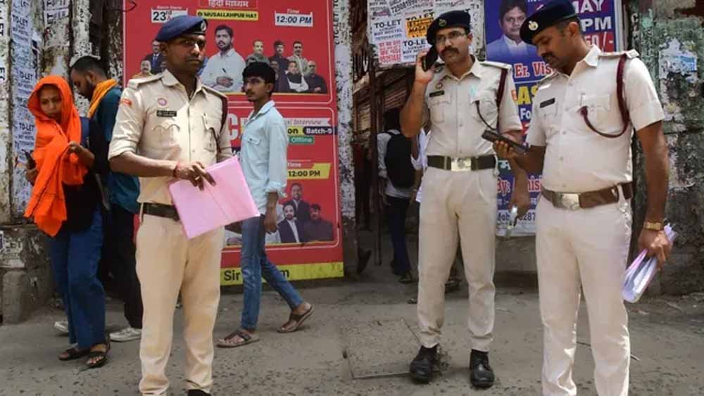 फायर सेफ्टी टीम की जांच में मिलीं कई कमियां, खान सर की कोचिंग को 10 दिन की मोहलत