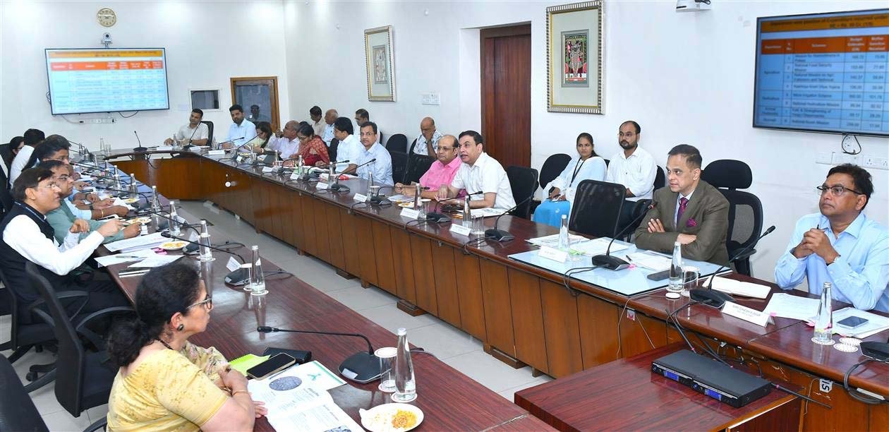 हरियालो राजस्थान अभियान को लेकर सख्ती, लापरवाही पर अधिकारियों पर होगी कार्रवाई
