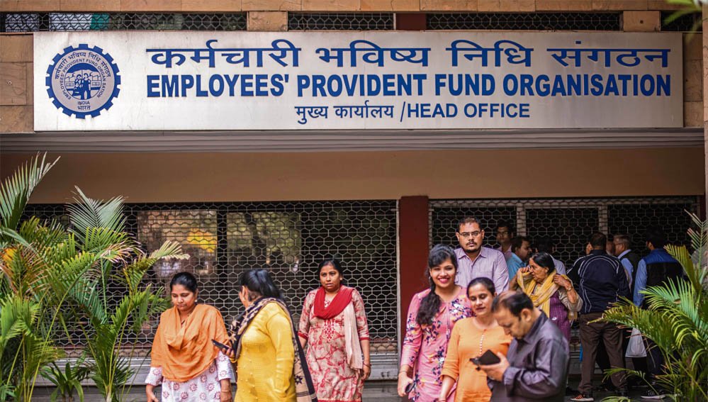 अब जॉब बदलने पर नहीं होगी PF ट्रांसफर की टेंशन, नई व्यवस्था का ऐलान