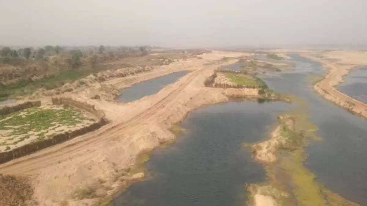 मानसून की बेरुखी का असर, बालू कारोबार और हजारों लोगों की रोजी-रोटी पर मंडराया खतरा