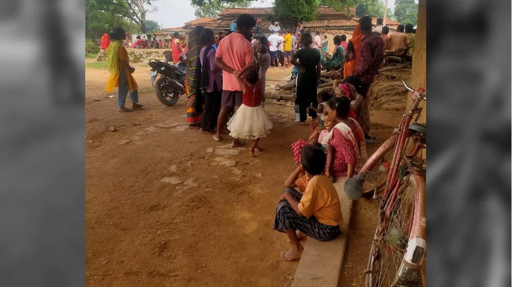 दुष्कर्म के आरोपी पर पंचायत की नरमी! ₹1 लाख लेकर किया समझौता, ₹20 हजार की चिकन पार्टी से बढ़ा व
