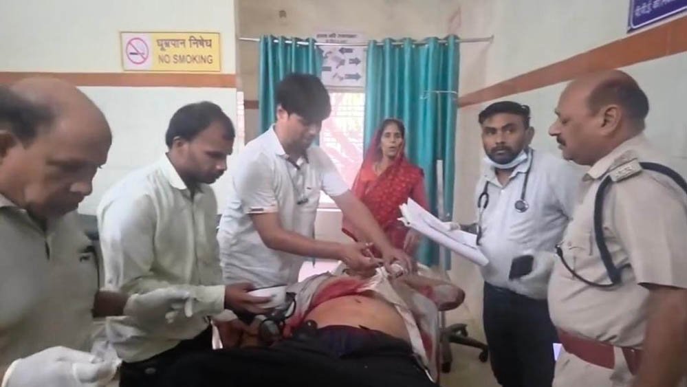 जमीन विवाद में एडवोकेट रतन सिंह की दिनदहाड़े हत्या: पुलिस ने मुख्य आरोपी पिता-पुत्र को किया गिर