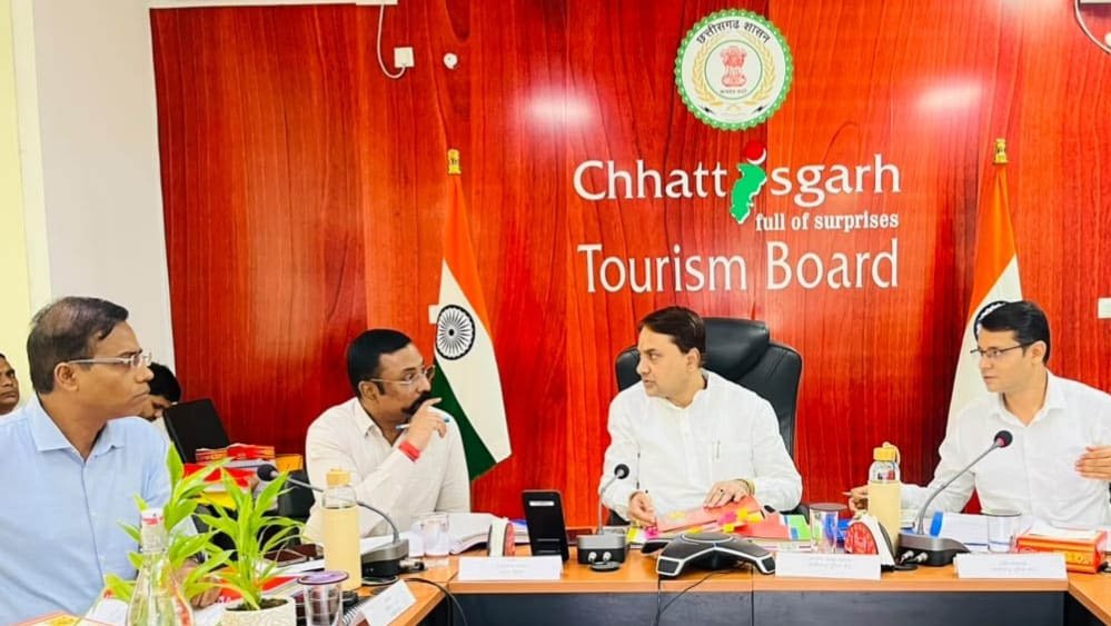 छत्तीसगढ़ पर्यटन को मिलेगी नई रफ्तार, पर्यटन मंडल की 38वीं बैठक में बनी विकास की रणनीति