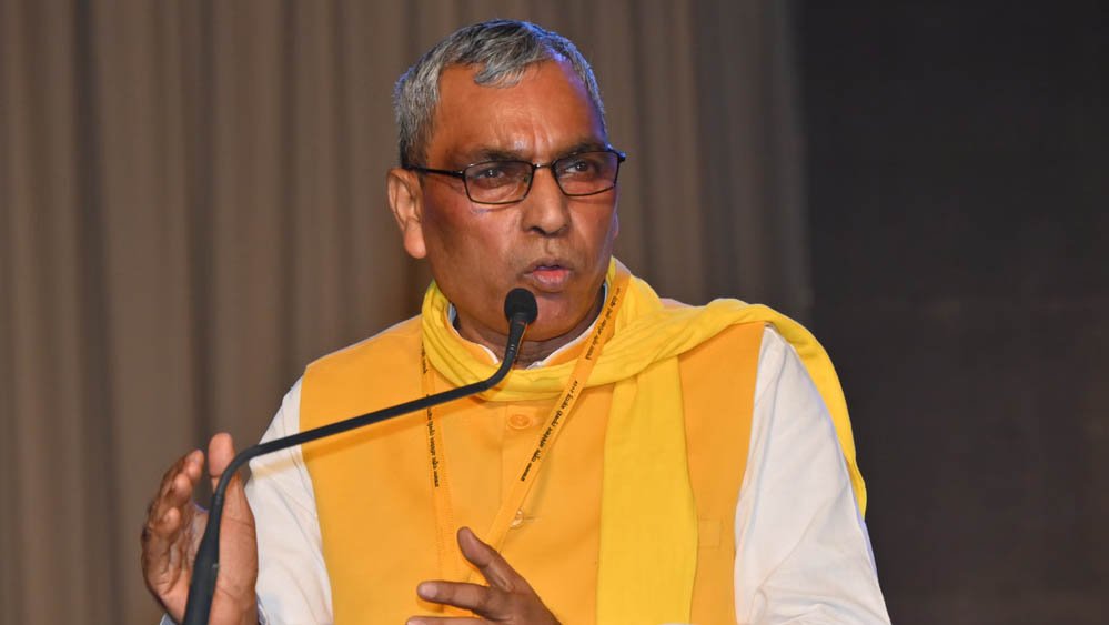 श्रीकृष्ण से लेकर वोट बैंक तक... अखिलेश पर ओपी राजभर के ताबड़तोड़ सवाल