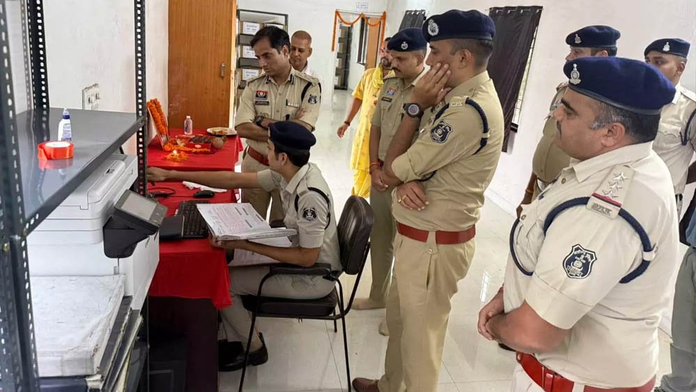 छत्तीसगढ़ पुलिस हुई हाईटेक! रायपुर के देवेंद्र नगर थाने में E-Malkhana 2.0 लॉन्च, जब्त सामान का