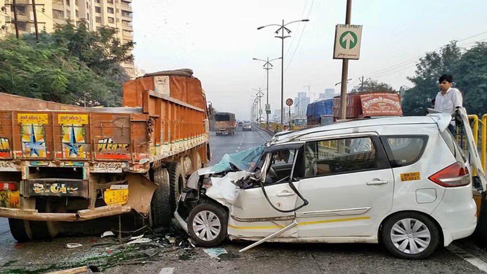 MP में सड़क हादसों का डरावना आंकड़ा! महज 18 माह में 90 हजार दुर्घटनाएं, 25 हजार ने गंवाई जान