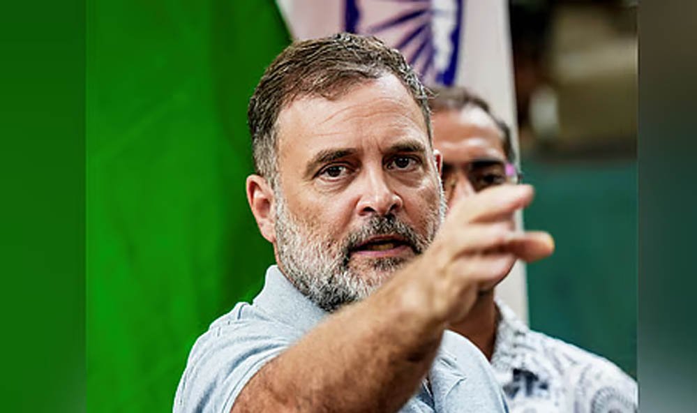 राहुल गांधी को नेता प्रतिपक्ष पद से हटाने की चर्चा तेज, क्या सरकार ला सकती है प्रस्ताव? समझिए प