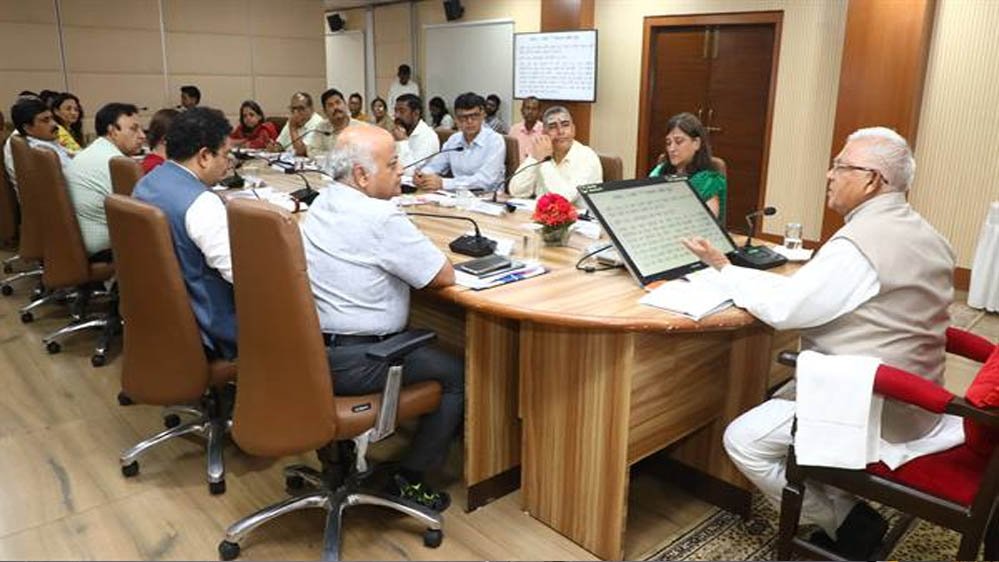 राज्यपाल पटेल का निर्देश: वन अधिकार अधिनियम का प्रभावी क्रियान्वयन समन्वय के साथ करें