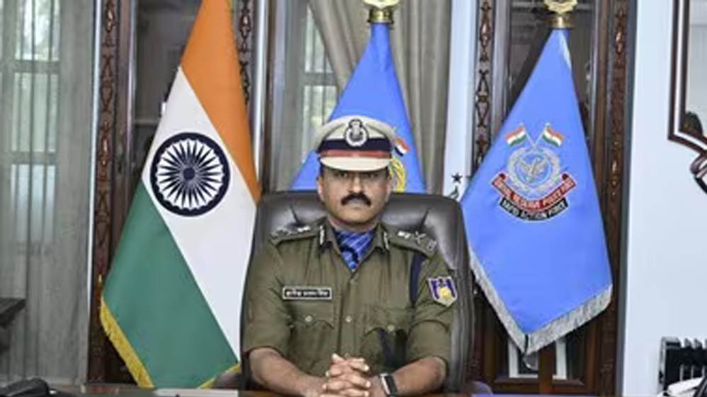 CRPF चीफ ने जवानों का बढ़ाया हौसला, छात्रों पर कार्रवाई के आरोपों के बीच कहा- 'डरिए मत, जिम्मेद