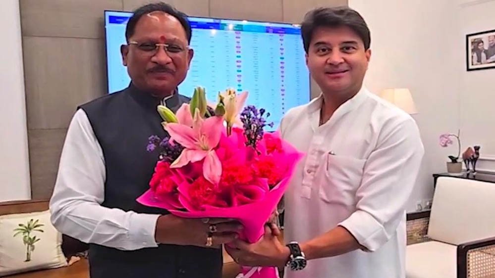 मोबाइल नेटवर्क का विस्तार शिक्षा, स्वास्थ्य, बैंकिंग और सुशासन को अंतिम व्यक्ति तक पहुंचाने का 