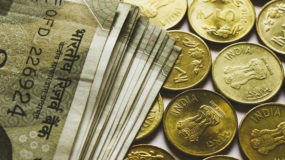 किस्मत बदलने से पहले मिलते हैं ये 5 संकेत, जल्द आएगा अच्छा समय