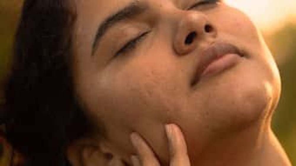 घर पर बनाएं एंटी-एजिंग कोलेजन जेल, पाए ग्लोइंग और जवां त्वचा