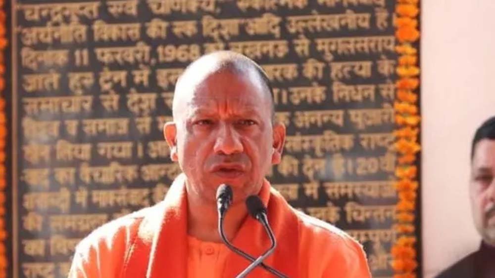 योगी ने गोरखपुर में 994 करोड़ की परियोजनाओं का लोकार्पण, सपा-कांग्रेस पर साधा निशाना