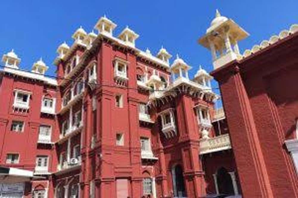 हाईकोर्ट की सख्ती के बाद एक्शन में पुलिस, कोर्ट परिसर हमले के फरार अधिवक्ताओं पर शिकंजा