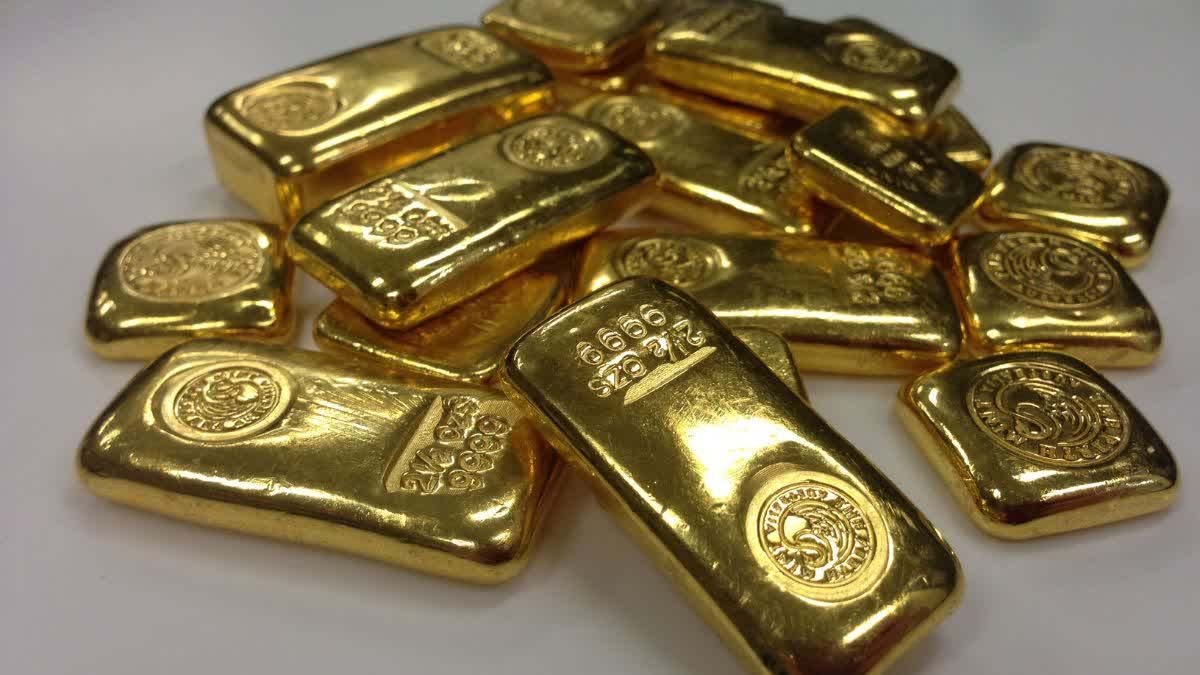 जयपुर सर्राफा बाजार में सोने-चांदी की कीमतों में गिरावट, ग्राहकों को मिली राहत।