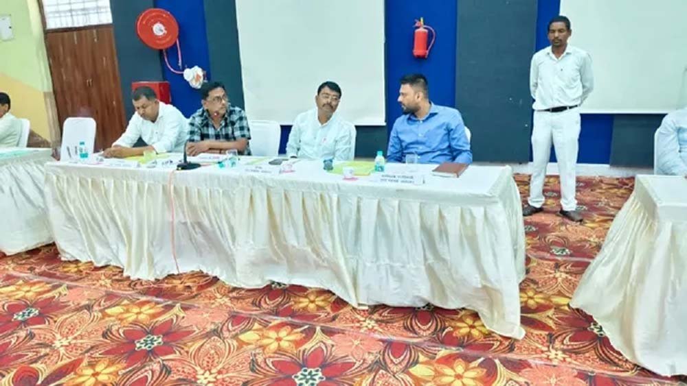 पानी टैंकर से नदी सफाई तक, लातेहार विकास योजनाओं को मिली हरी झंडी