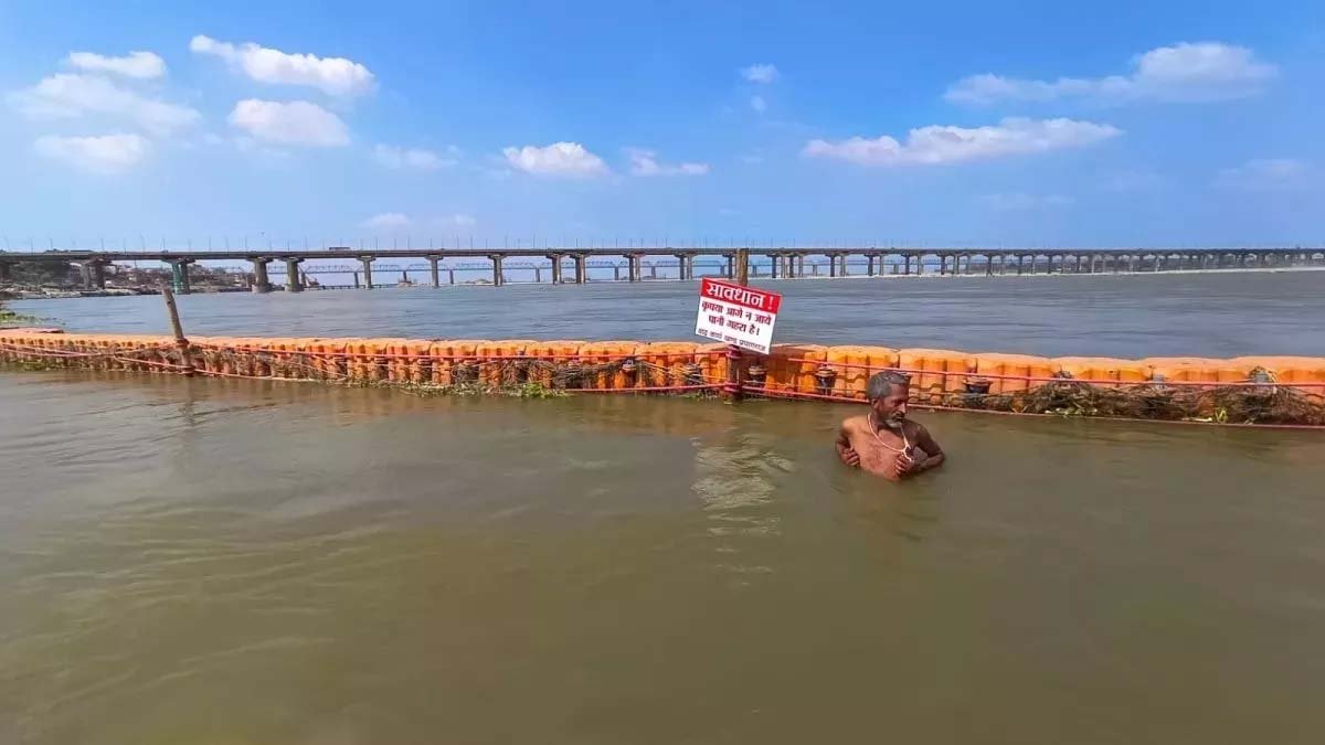 गंगा में डेढ़ मीटर बढ़ा पानी, कौशांबी के घाटों पर बढ़ा बाढ़ का खतरा