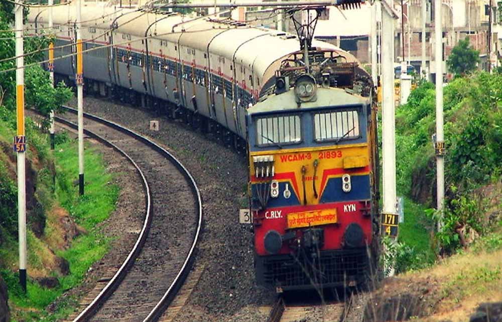 रेल यात्रियों के लिए जरूरी खबर: रायपुर मंडल की कई पैसेंजर-MEMU ट्रेनें कैंसिल, जानें वजह