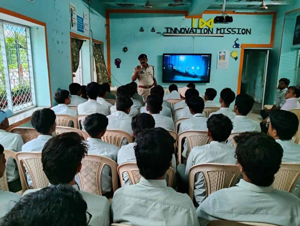 छत्तीसगढ़ में नाबालिग ड्राइविंग पर पुलिस का बड़ा अभियान, माता-पिता भी नहीं बचेंगे कार्रवाई से
