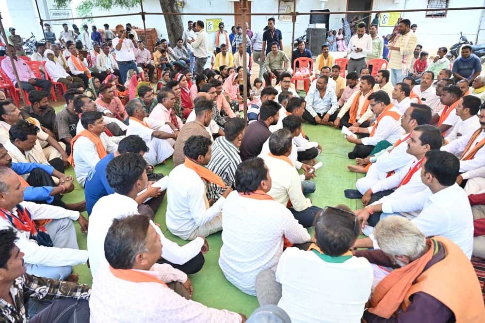 छत्तीसगढ़ सरकार गांवों के समग्र विकास के लिए लगातार कार्य कर रही-उप मुख्यमंत्री विजय शर्मा