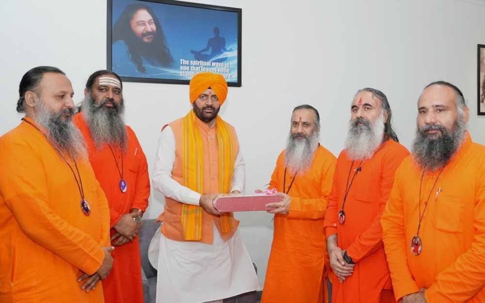 जालंधर दौरे पर CM नायब सैनी, दिव्य ज्योति संस्थान की समाजसेवा को बताया प्रेरणादायक