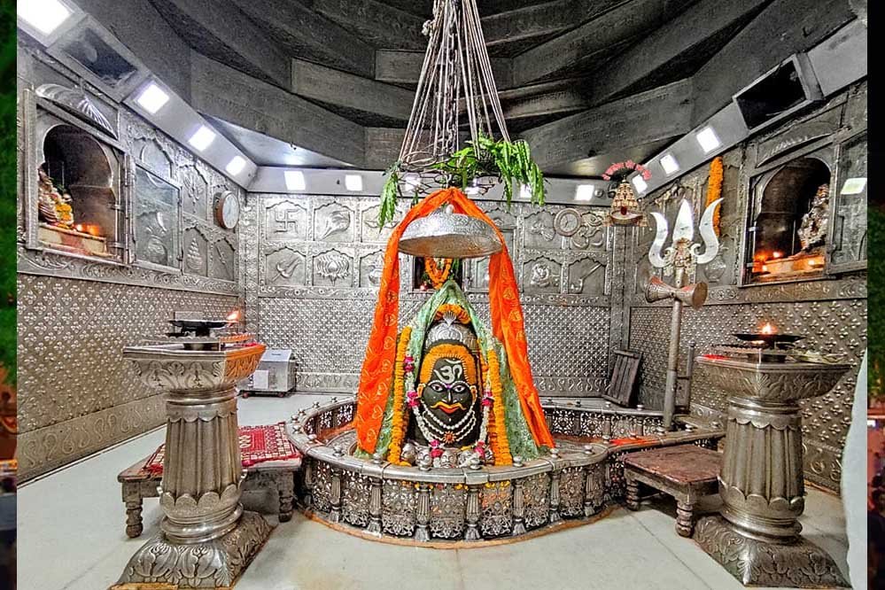 महाकाल मंदिर की अपार संपत्ति आई सामने, करोड़ों की FD, आभूषण और 90 एकड़ भूमि का बड़ा खुलासा