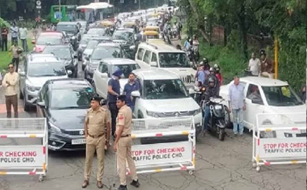 किसान रैली से चंडीगढ़ की ट्रैफिक व्यवस्था बदली, रूट डायवर्जन के बीच स्कूल जल्दी बंद