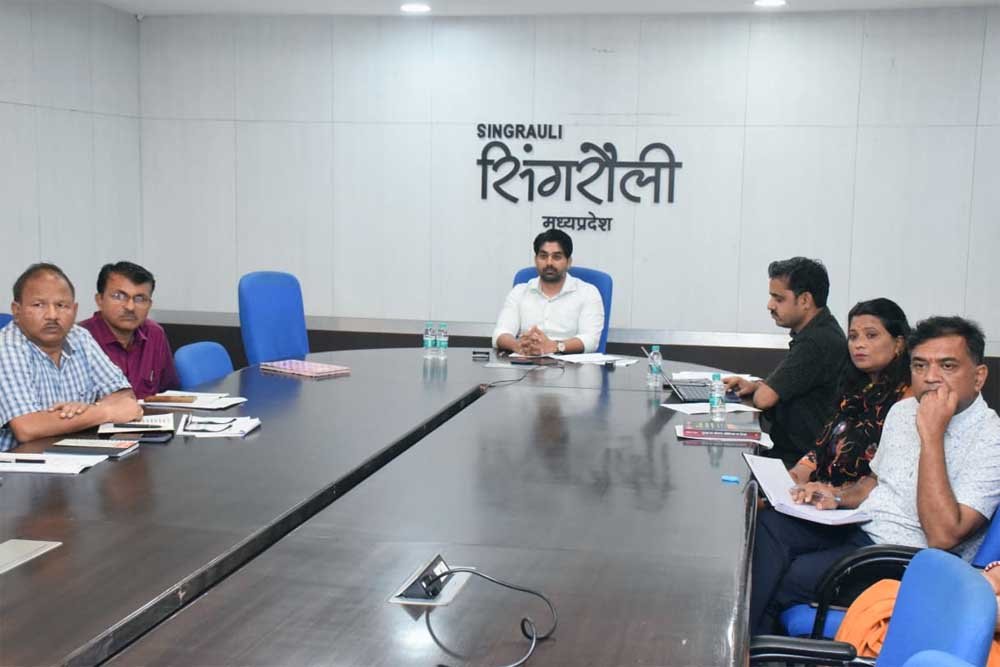 मुख्य सचिव ने अधिकारियों को दिए मुख्यमंत्री जन विश्वास अभियान के संबंध में निर्देश