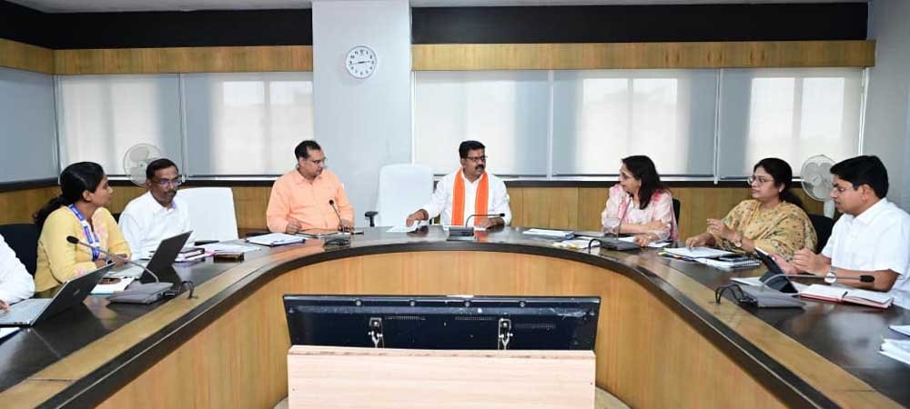 हर माह वीडियो आधारित निरीक्षण से गड्ढों, दरारों और पॉटहोल की होगी पहचान, त्वरित मरम्मत की बनेगी