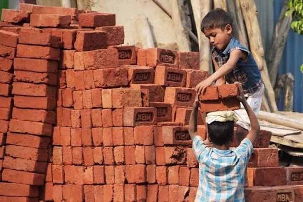 श्रम प्रहरी अभियान से जुड़ें, ग्वालियर जिले को बाल श्रम मुक्त बनाएं
