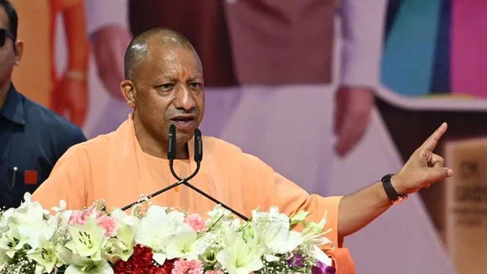 तकनीक का सही उपयोग सिखाएं शिक्षक, बोले मुख्यमंत्री योगी आदित्यनाथ