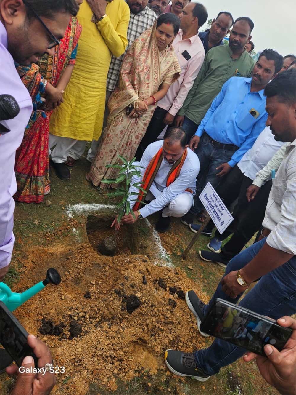 वीबी जी राम जी योजना के अंतर्गत प्रत्येक जिले में तेज़ी से हो रहे रोजगार, जल संरक्षण एवं हरित व