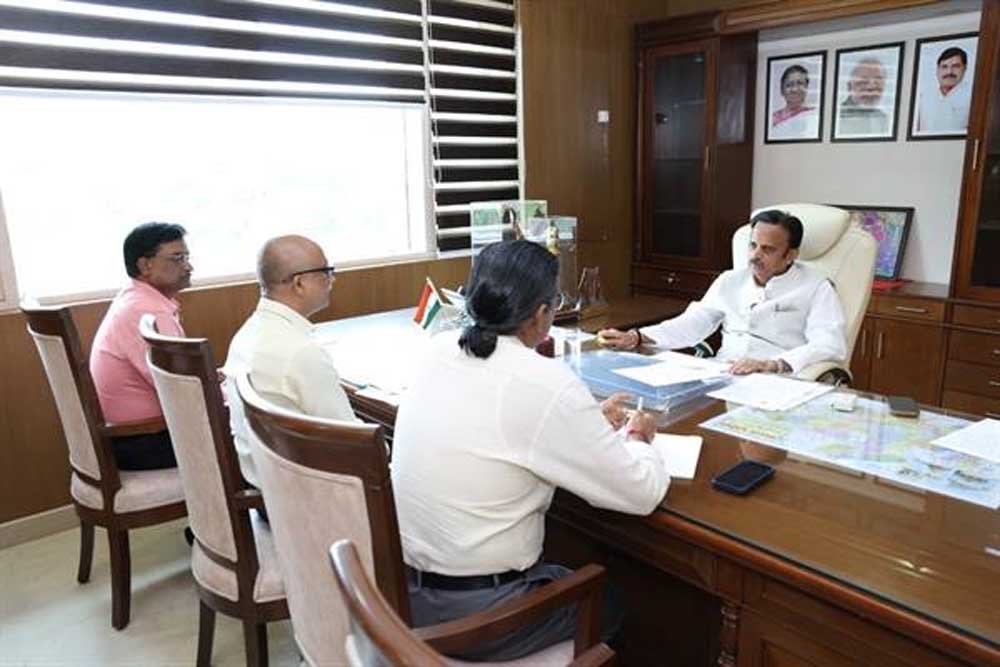 सुषेण योजना का विस्तार सभी सामुदायिक स्वास्थ्य केंद्रों तक करने के लिए आवश्यक व्यवस्थाएँ करें: 