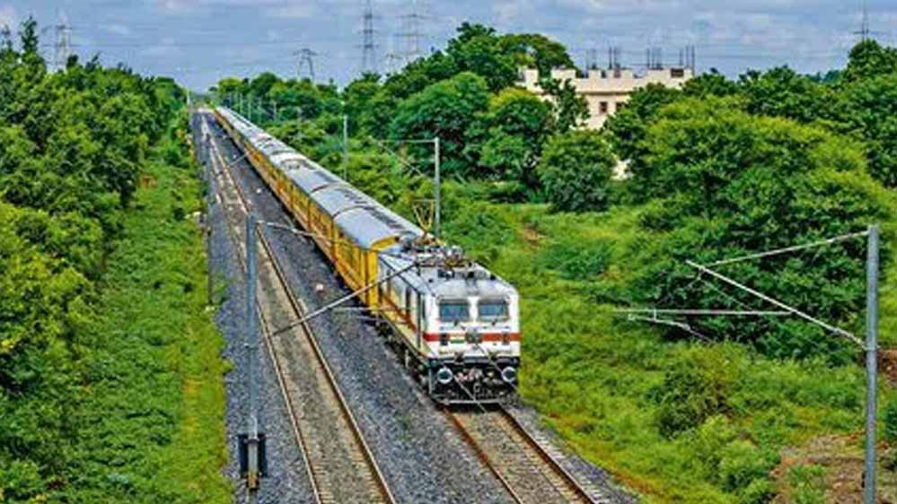 रेल यात्रियों के लिए खुशखबरी! 5 अगस्त से शुरू होगी 23 कोच की स्पेशल ट्रेन, कई राज्यों को मिलेगा