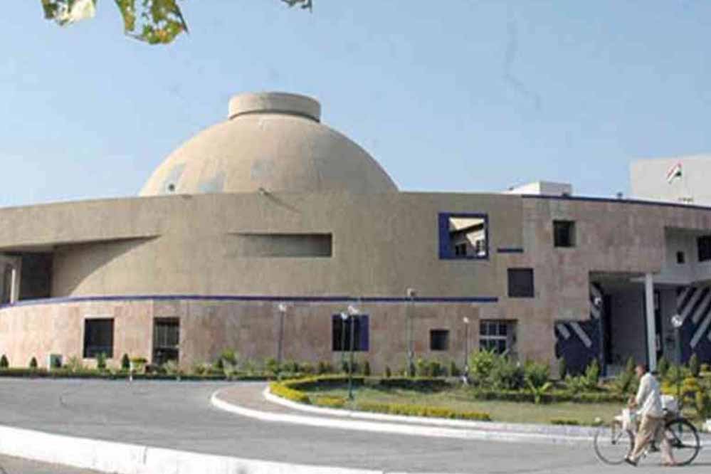 मध्य प्रदेश में कोचिंग फीस रिफंड का कानून! मानसून सत्र में UCC, फायर एक्ट समेत कई अहम बिल होंगे