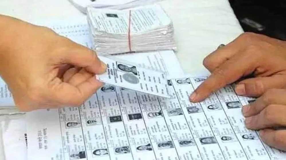देहरादून में 5 लाख वोटर्स पर SIR की कार्रवाई, नोटिस मिलने के बाद क्या करना होगा?