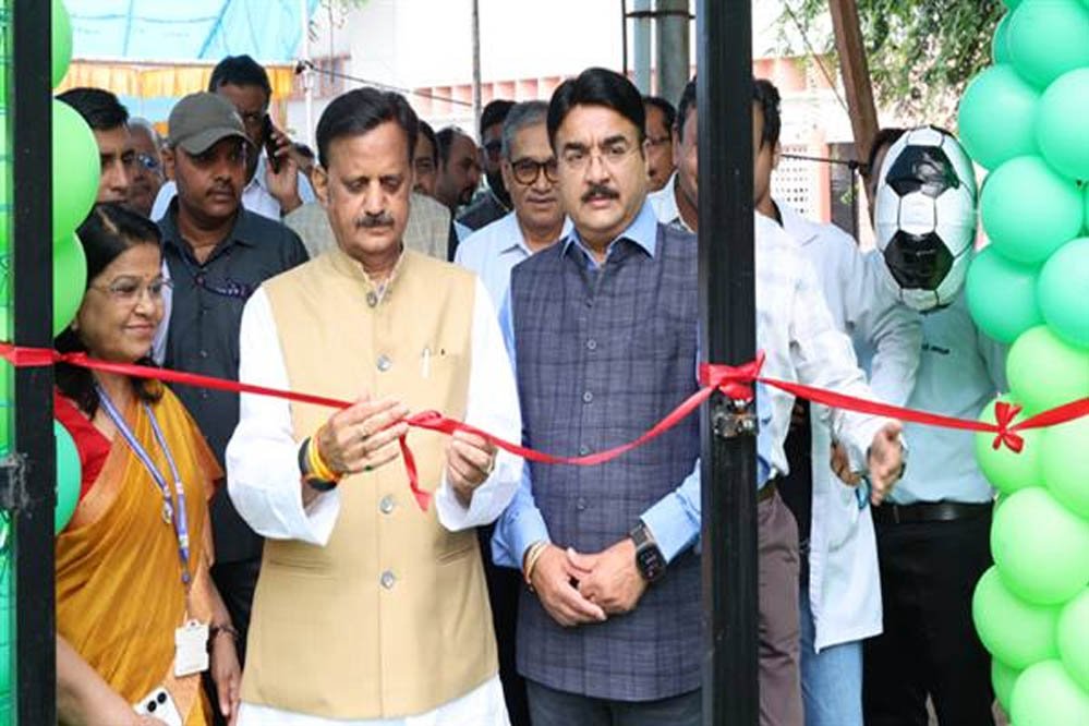 पूर्व छात्रों का संस्थान से जुड़ाव नई पीढ़ी के लिए प्रेरणादायी, डिप्टी CM शुक्ल ने दिया बड़ा सं