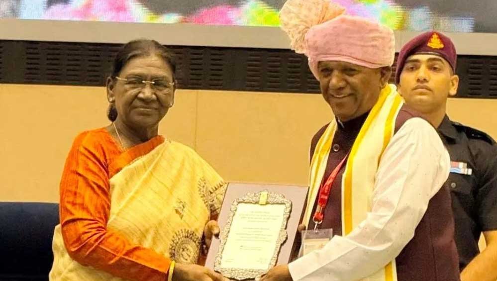 मालवा की लोकगायकी की गूंज दिल्ली तक, पद्मश्री भैरूसिंह चौहान को राष्ट्रपति के हाथों संगीत नाटक