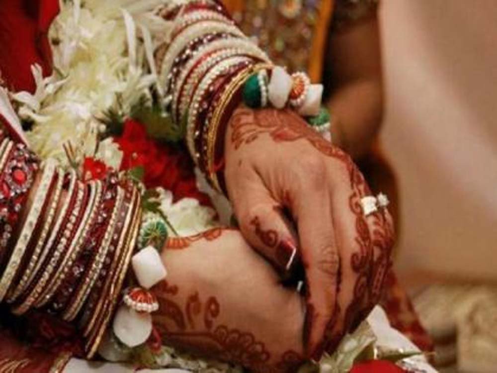 कानपुर में धर्म परिवर्तन विवाद, पीड़ित परिवार ने पुलिस से न्याय मांगा
