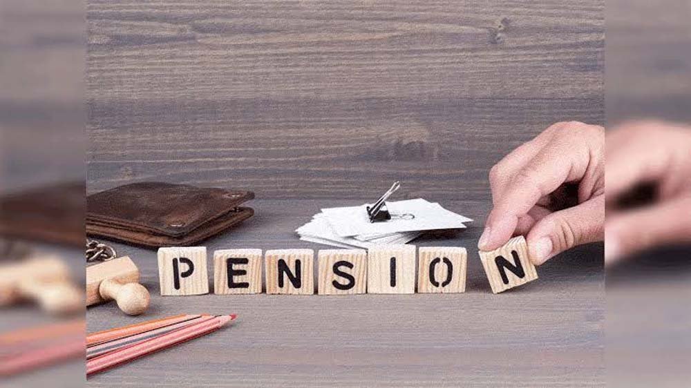 30 सितंबर 2026 तक रिटायर्ड कर्मचारी चुन सकेंगे पुरानी पेंशन योजना का विकल्प