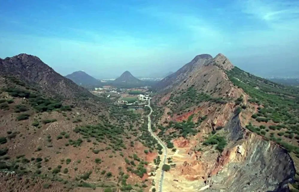 Rajasthan News: अरावली बचाने की कवायद तेज, सुप्रीम कोर्ट की हाई पावर कमेटी करेगी 5 दिन का निरीक