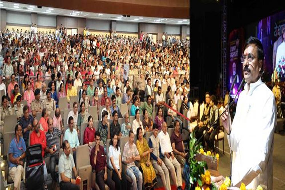 किशोर कुमार केवल गायक नहीं, सम्पूर्ण कला संस्थान थे', राज्य मंत्री लोधी ने दी श्रद्धांजलि