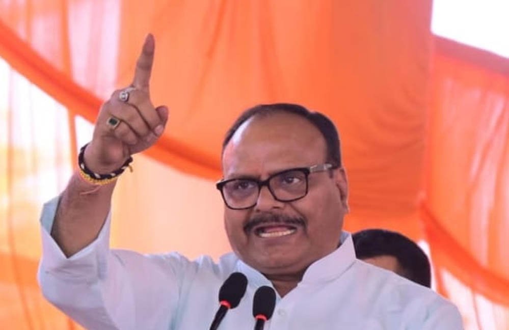 'तुष्टिकरण, PDA और राम मंदिर'... अखिलेश पर डिप्टी सीएम ब्रजेश पाठक और केशव मौर्य का बड़ा हमला