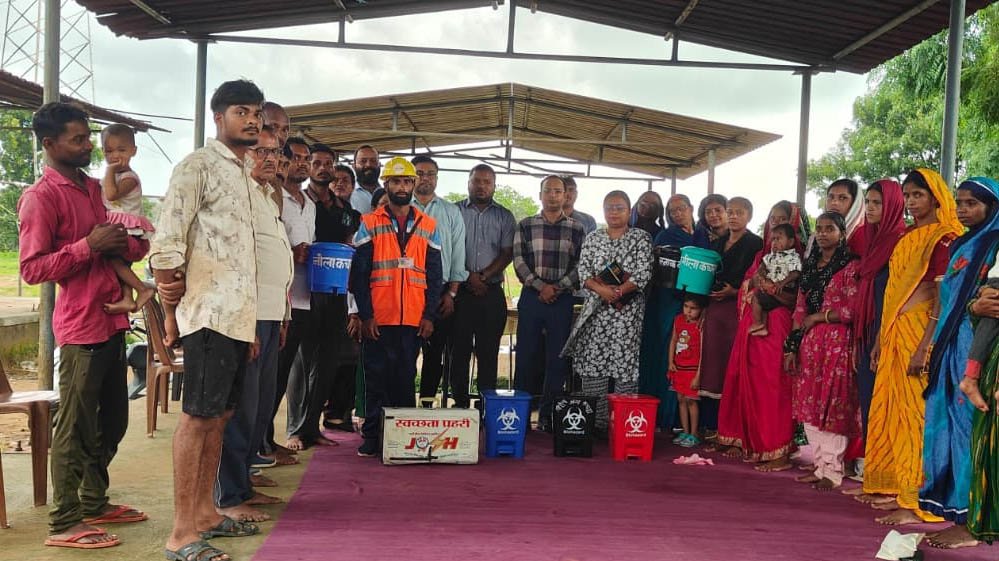 खड़गवां में स्वच्छता व्यवस्था का राज्य स्तर पर निरीक्षण, प्लास्टिक प्रबंधन और अपशिष्ट पृथक्करण 